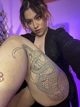XXX chat uživo modela NikkiNix