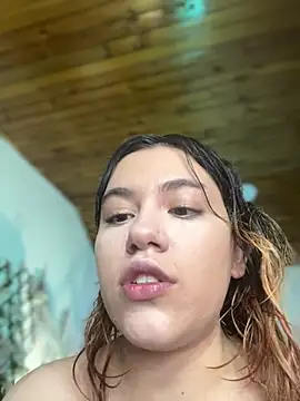NikkiNix 现场XXX聊天