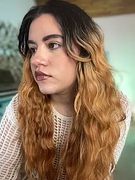 NikkiNix Chat XXX in diretta
