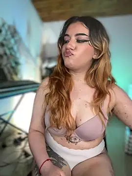 NikkiNix live XXX chat