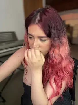 Chat XXX en directo de NikkiNix