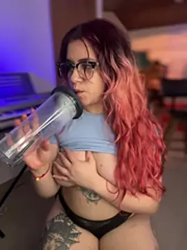 NikkiNixn Live XXX chat