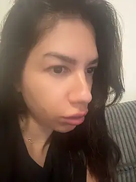 Alexbrune Live Chatraum