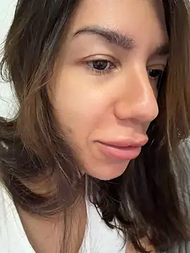 عرض كام Alexbrune