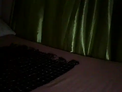 sexy_dove – live chatrum