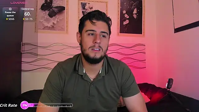 Ryan_evannss_: διαδικτυακό σόου στην κάμερα