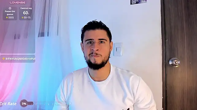 Ryan_evannss_のウェブカメラショー