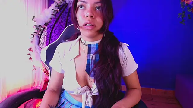 Živý XXX chat GoddessJulieta_