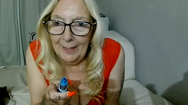 Chanel-56 Chat XXX live