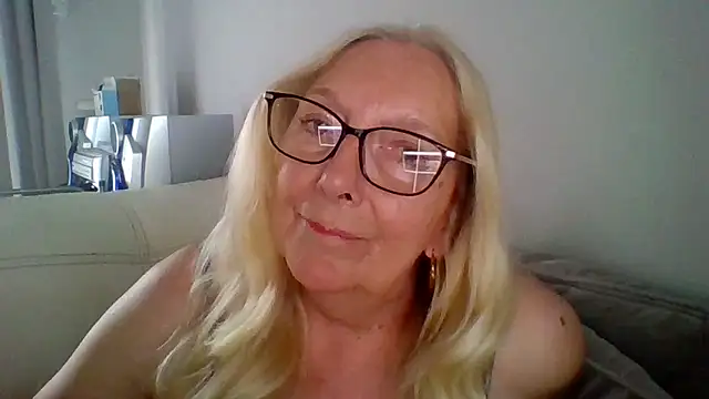 Chanel-56 Webcam-Show