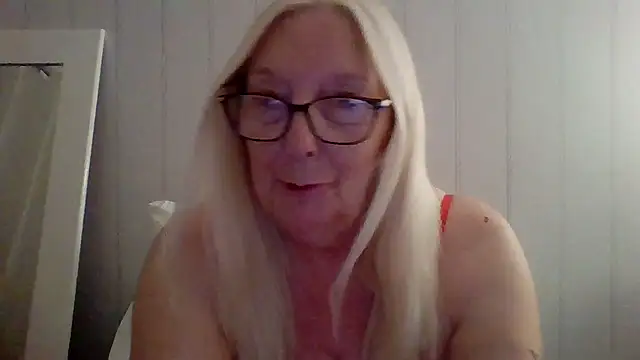Chanel-56's Live XXX Chat