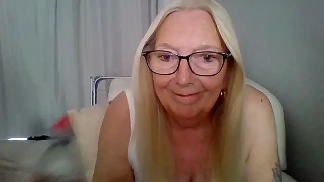 Chat +18 de Chanel-56 ao vivo