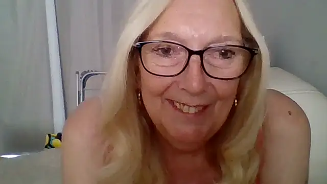 Chanel-56's Live XXX Chat