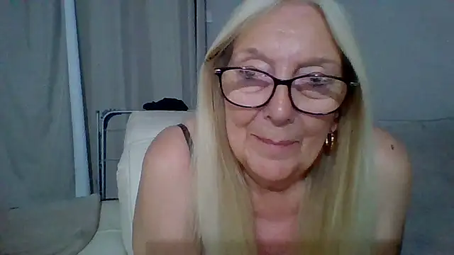 Chanel-56 Webcam Show