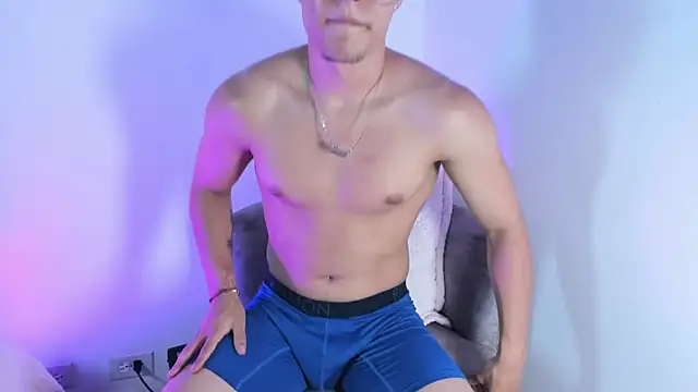 Show de angel_motalvan na webcam