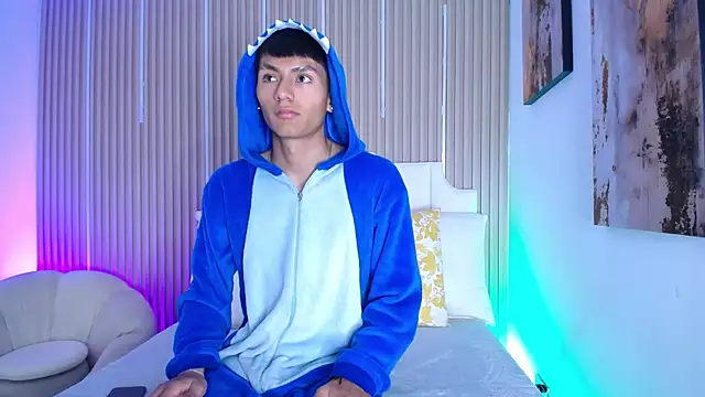 AdrianStark_ webcam show