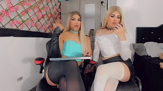 Show de webcam de Thiara_veky_