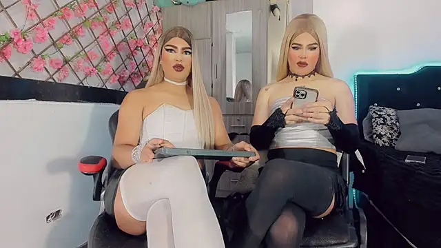 Thiara_veky_ Adlı Modelin Web Kamerası Şovu