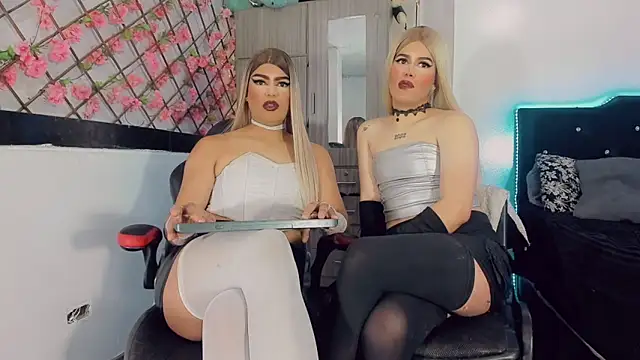 Thiara_veky_'s Webcam Show