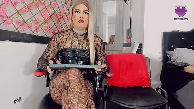 Thiara_veky_ 在線直播表演