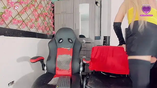 Show webcam de Thiara_veky_