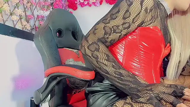 Thiara_veky_'s Webcam Show