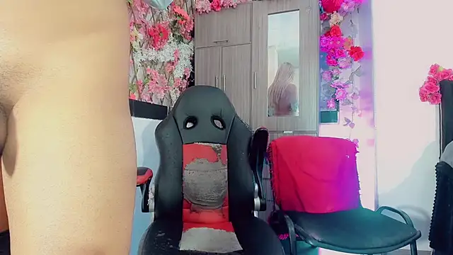 Thiara_veky_ Adlı Modelin Web Kamerası Şovu