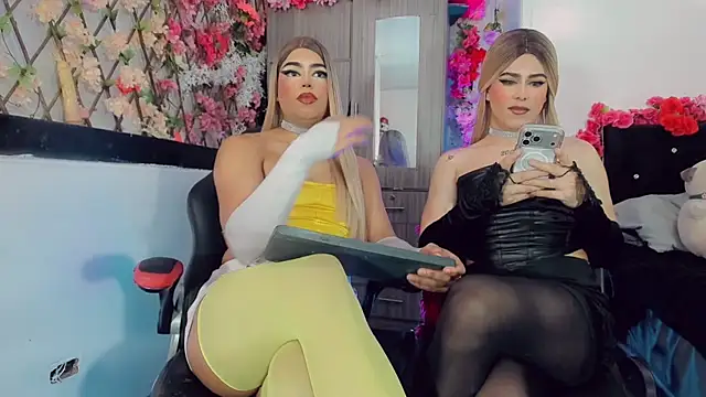 Show Webcam de Thiara_veky_