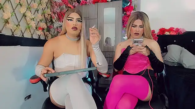 Thiara_veky_ Adlı Modelin Web Kamerası Şovu