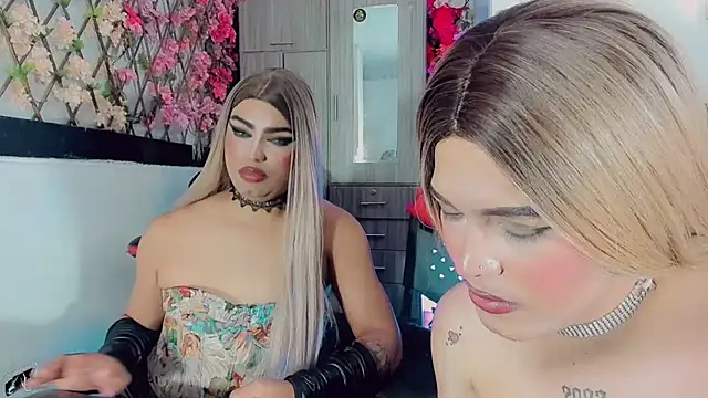 Thiara_veky_n Webbikameraesitys