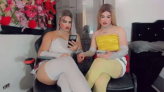 Thiara_veky_'s Webcam Show