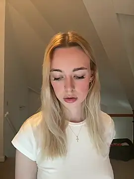 Lolabunnyblondie Webcamshow