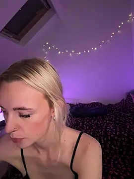 Lolabunnyblondie's Webcam Show