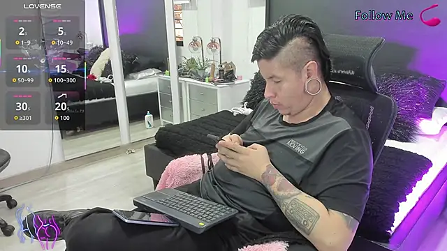 inkedsinners_: вебкам-шоу