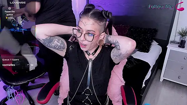 Pokazy przed kamerką – inkedsinners_