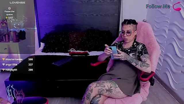 Chat XXX en directo de inkedsinners_