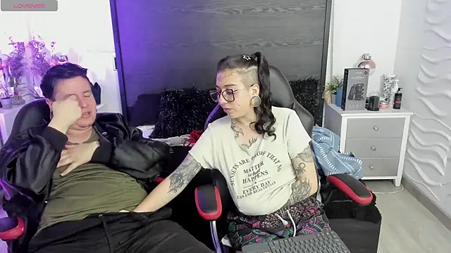 inkedsinners_ Adlı Modelin Web Kamerası Şovu