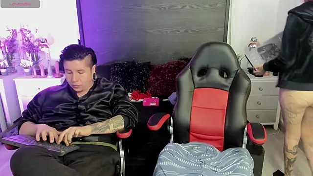 inkedsinners_ webcam show