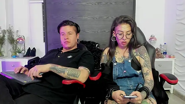 inkedsinners_ Adlı Modelin Web Kamerası Şovu