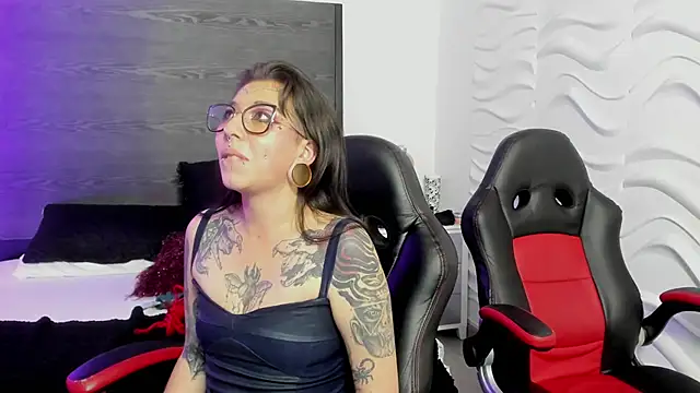 inkedsinners_: απευθείας συνομιλία ΧΧΧ