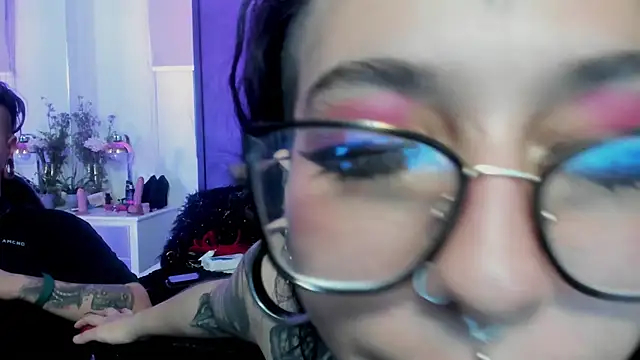 Chat XXX en directo de inkedsinners_