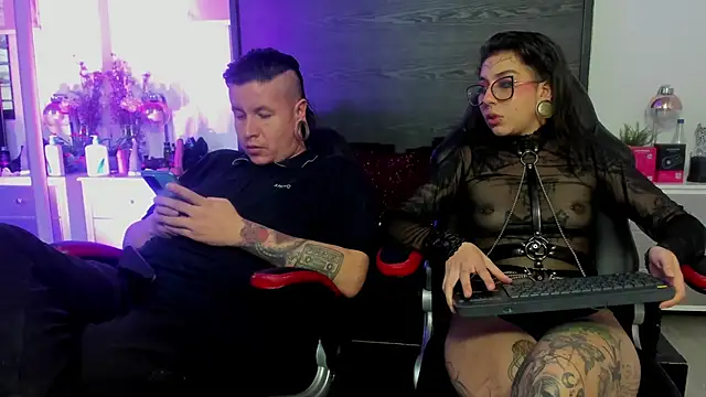Show de webcam de inkedsinners_