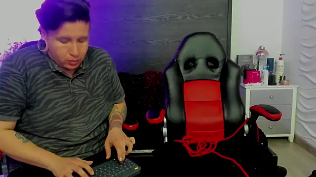 inkedsinners_'s Webcam Show