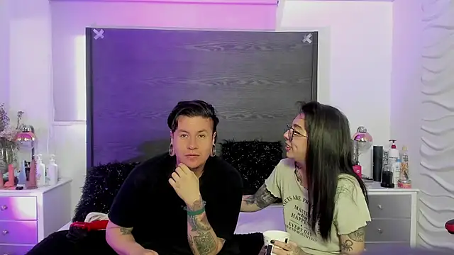 Show webcam de inkedsinners_
