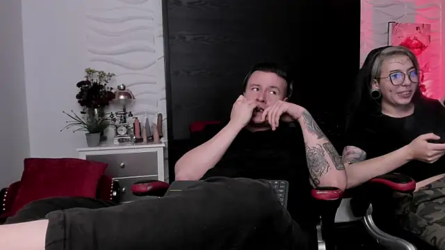 inkedsinners_ – Kamerová šou