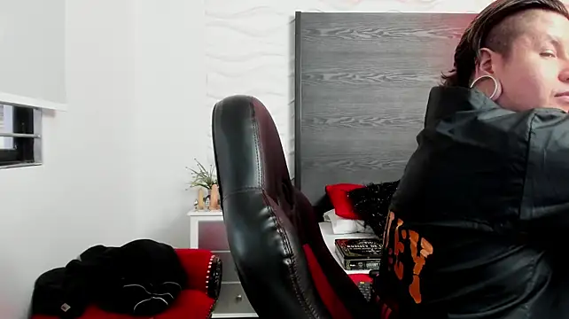 inkedsinners_ webcam show