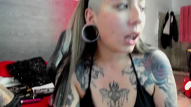 inkedsinners_'s Webcam Show
