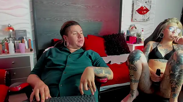 inkedsinners_ 网络视讯表演