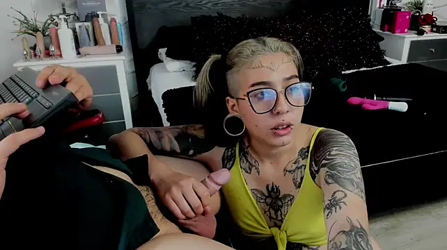 inkedsinners_ Webcamshow