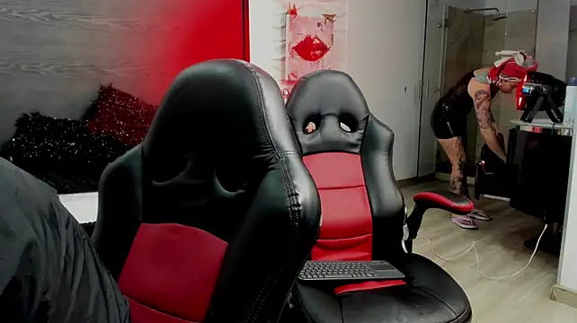 inkedsinners_ Adlı Modelin Web Kamerası Şovu